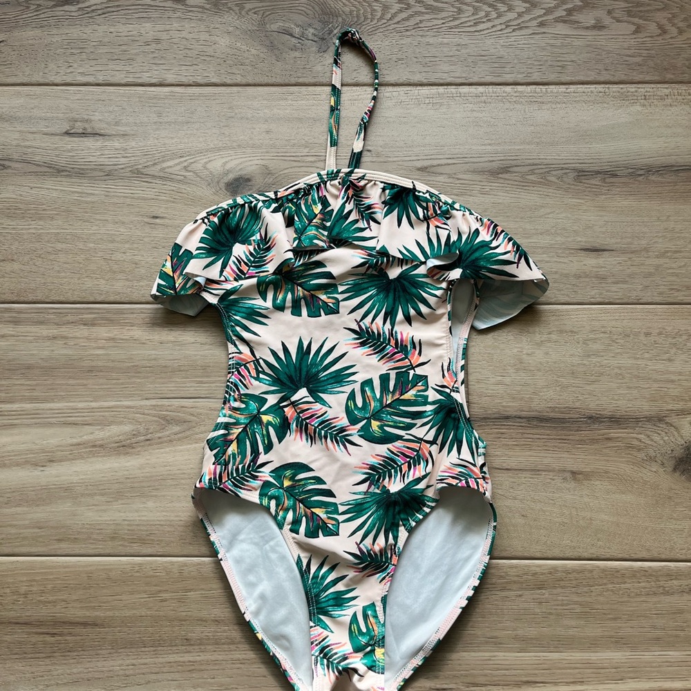 Tucker & Tate (Nordstrom) girls one piece cutout swimsuit.